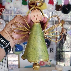 Vintage Primitive Farmhouse Christmas Rusty Metal Angel Bell Hanger 7" Rustic